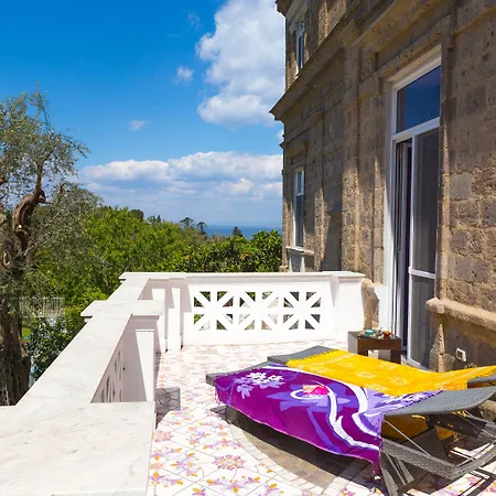 Artis Domus Relais & Gæstehus Sorrento