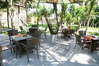 Artis Domus Relais & Guest house 3*