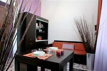 Artis Domus Relais & סורנטו