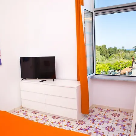 Artis Domus Relais & בית הארחה