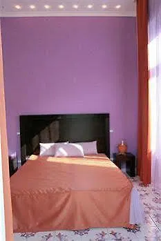 Artis Domus Relais & בית הארחה 3*